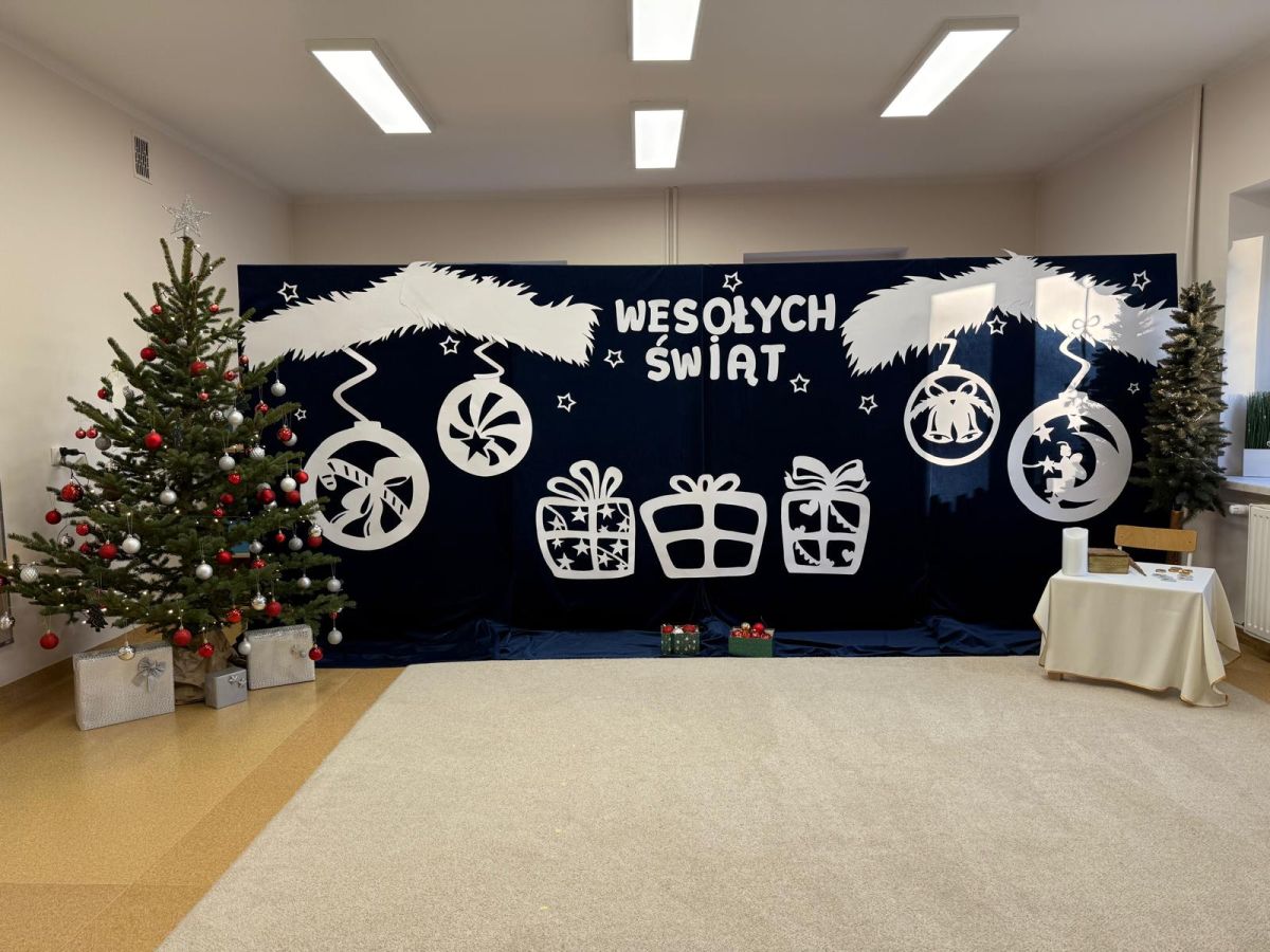 ,, Bożonarodzeniowa euforia w grupach Krasnali i Biedronek ”