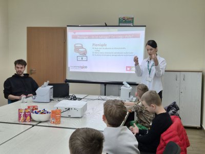 Wizyta "Biedronek" w Banku Spółdzielczym